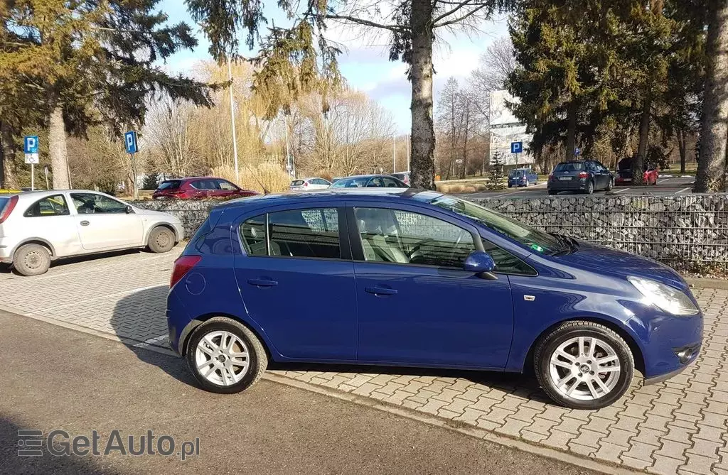 OPEL Corsa 