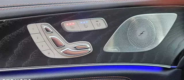 MERCEDES-BENZ CLS 350 d 4Matic 9G-TRONIC Edition 1