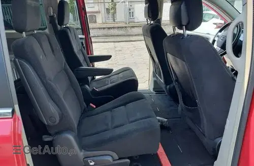 DODGE Grand Caravan 