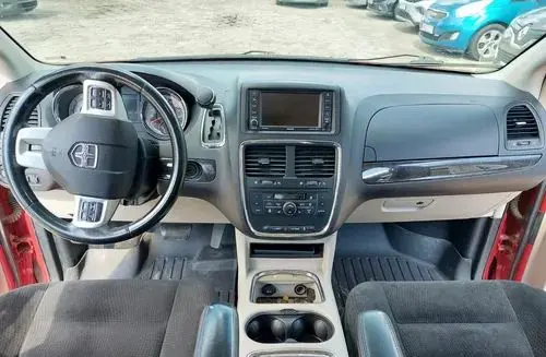 DODGE Grand Caravan 