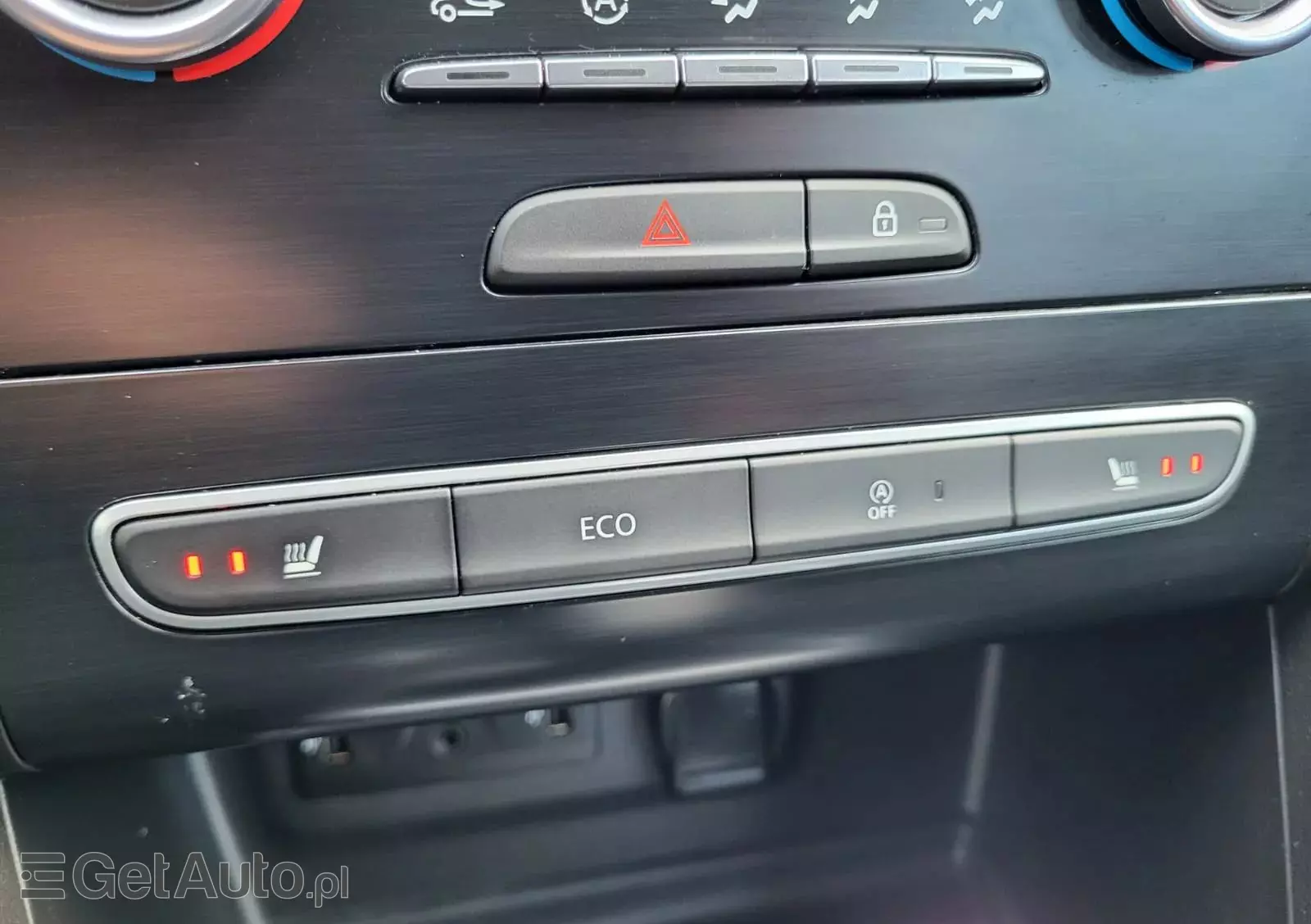 RENAULT Megane 1.3 TCe FAP Intens EDC