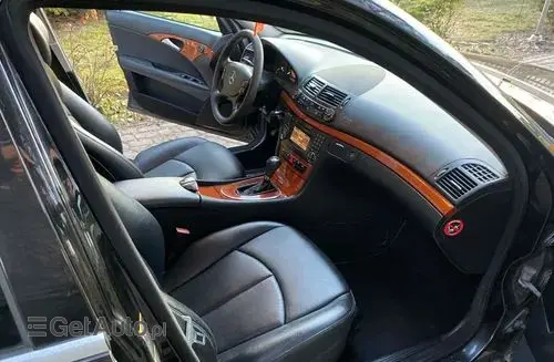 MERCEDES-BENZ Klasa E 