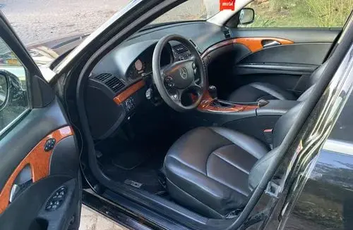 MERCEDES-BENZ Klasa E 