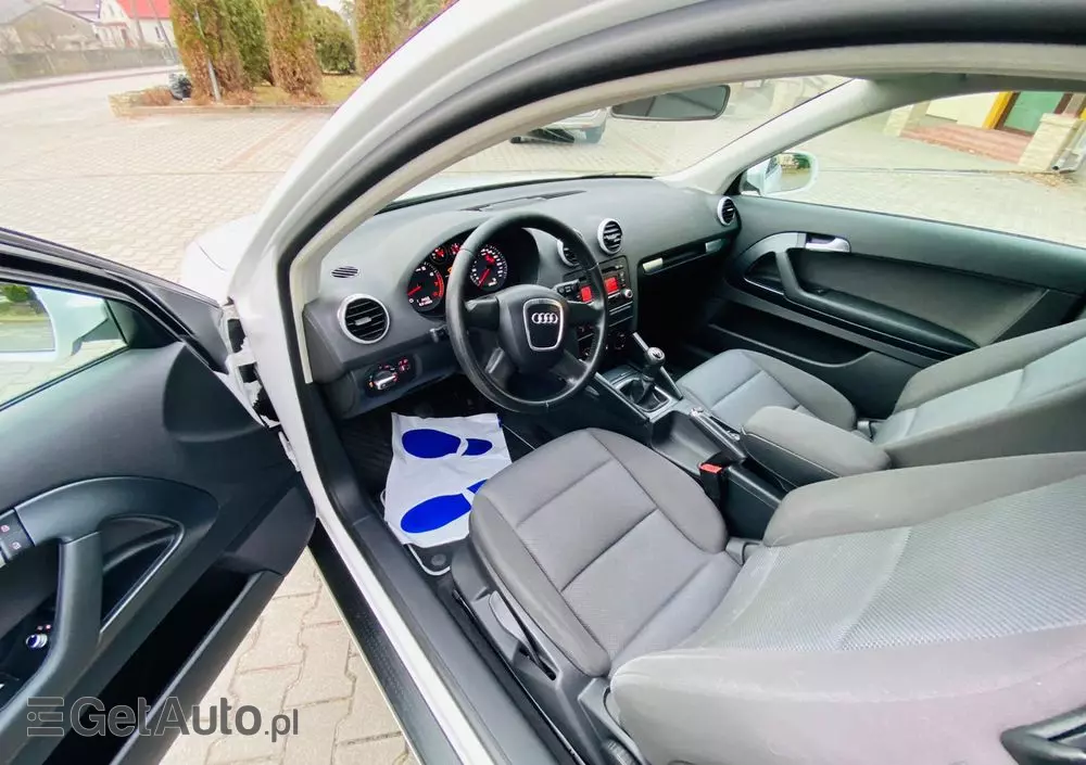 AUDI A3 1.4 TFSI Attraction