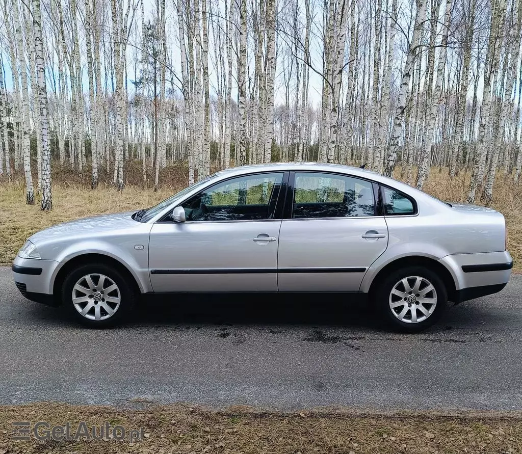 VOLKSWAGEN Passat 1.6 (102 KM)