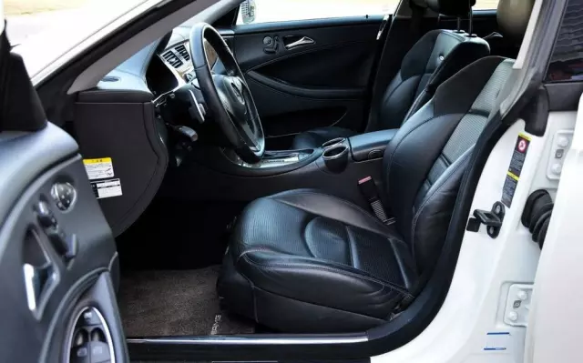 MERCEDES-BENZ CLS 63 AMG 7G-TRONIC