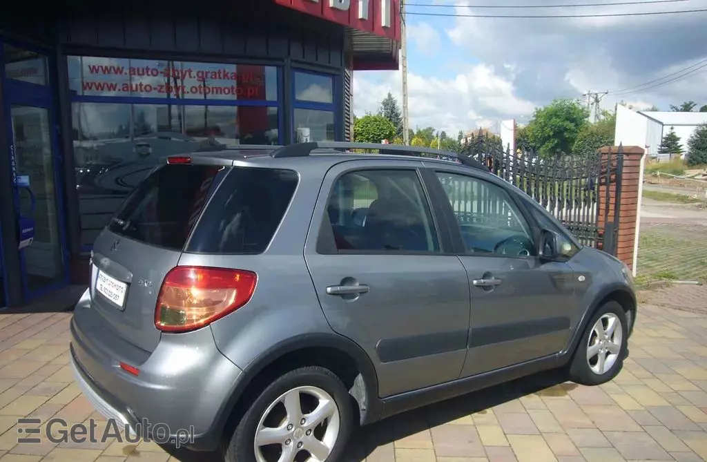 SUZUKI SX4 