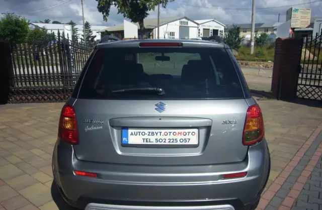 SUZUKI SX4 