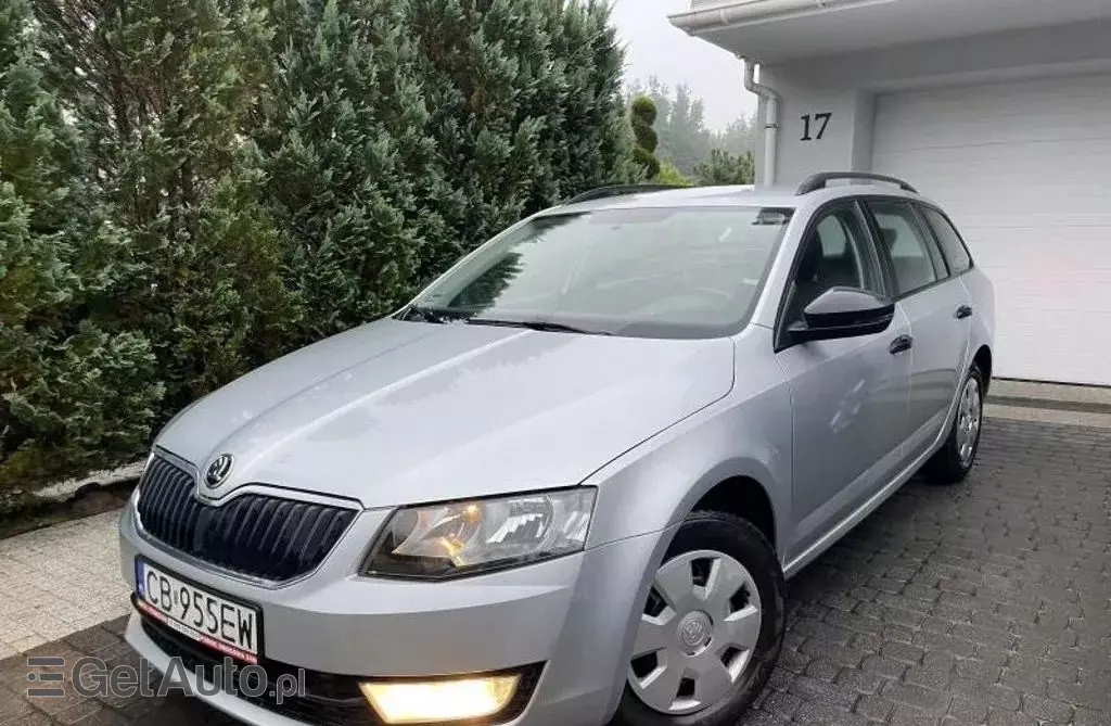 SKODA Octavia 