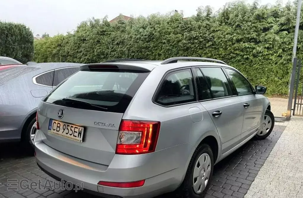 SKODA Octavia 