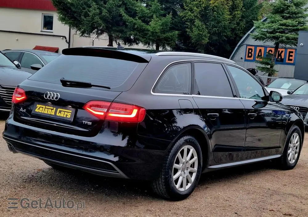 AUDI A4 Avant 1.8 TFSI S line Sportpaket