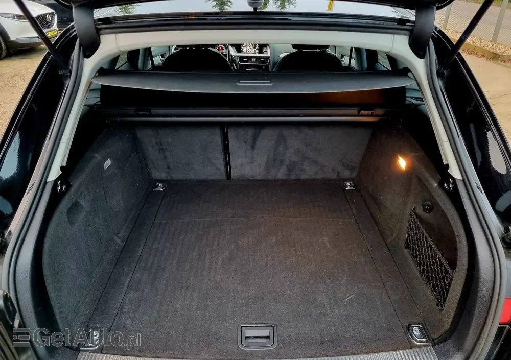 AUDI A4 Avant 1.8 TFSI S line Sportpaket