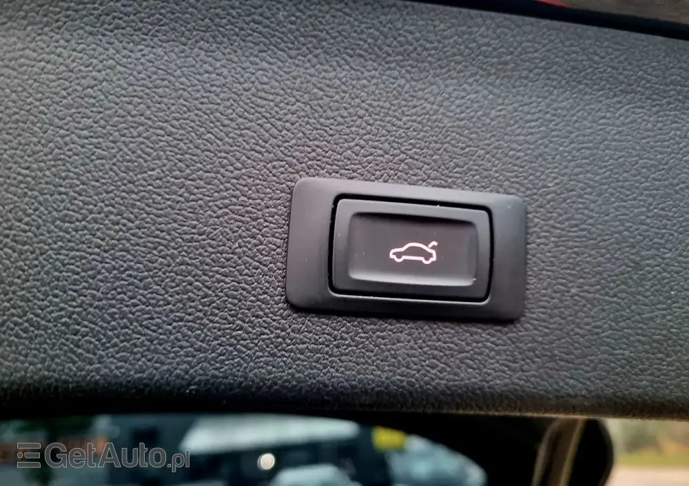 AUDI A4 Avant 1.8 TFSI S line Sportpaket