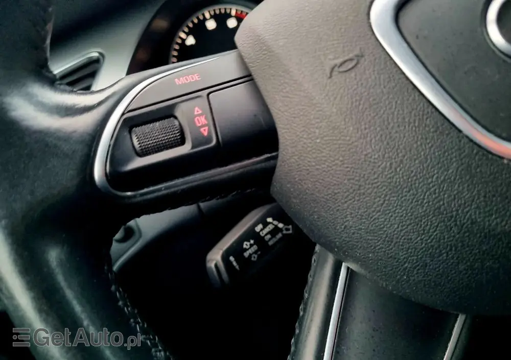 AUDI A4 Avant 1.8 TFSI S line Sportpaket