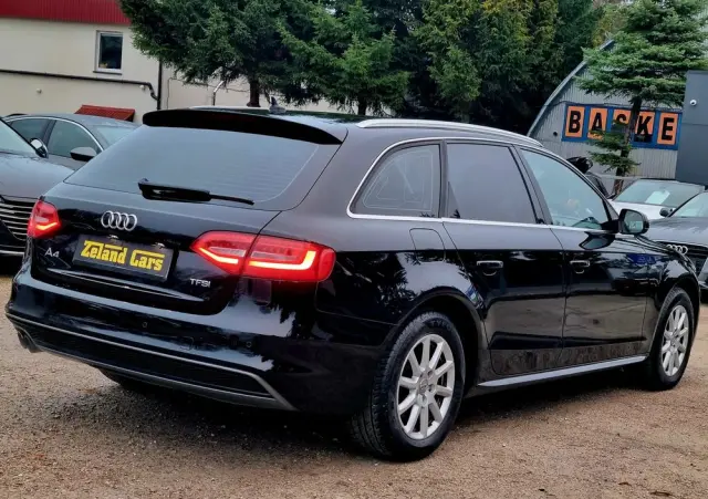 AUDI A4 Avant 1.8 TFSI S line Sportpaket