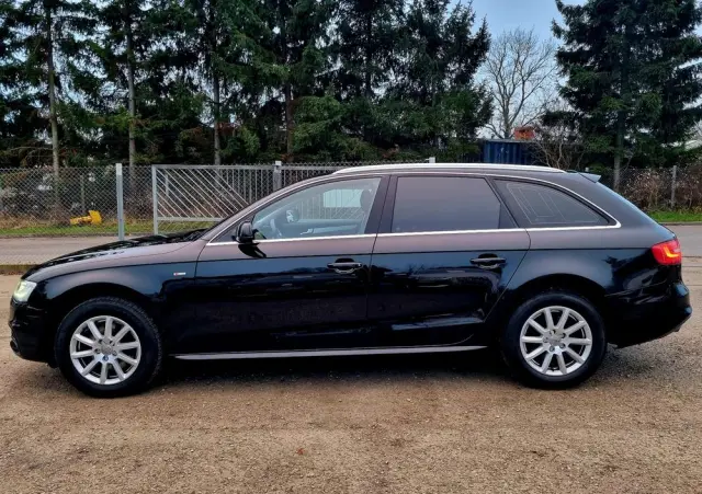 AUDI A4 Avant 1.8 TFSI S line Sportpaket