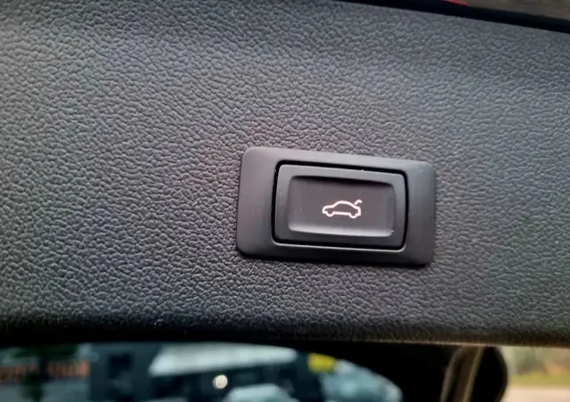 AUDI A4 Avant 1.8 TFSI S line Sportpaket