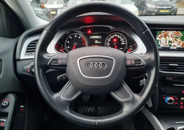 AUDI A4 Avant 1.8 TFSI S line Sportpaket