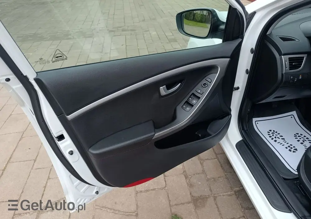 HYUNDAI I30 Blue Kombi 1.6 GDi Style