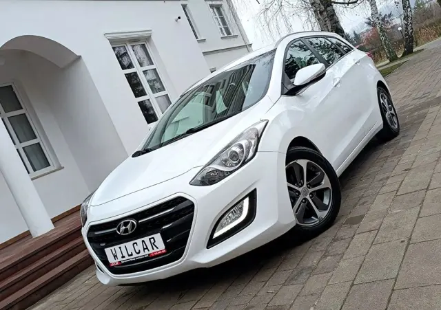 HYUNDAI I30 Blue Kombi 1.6 GDi Style