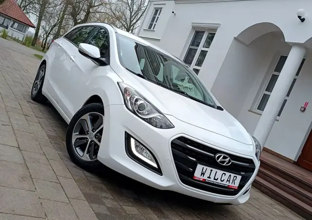 HYUNDAI I30 Blue Kombi 1.6 GDi Style