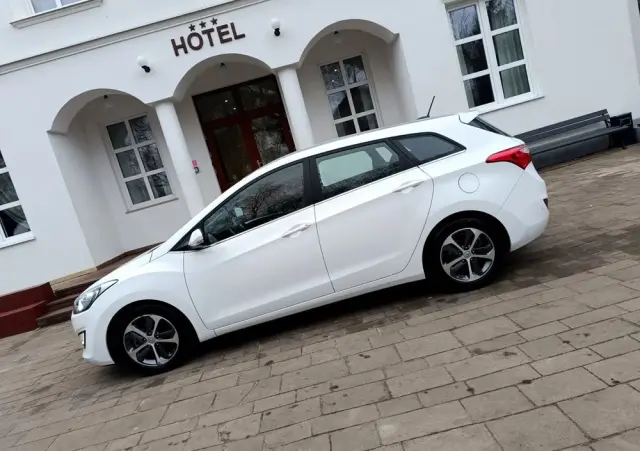 HYUNDAI I30 Blue Kombi 1.6 GDi Style