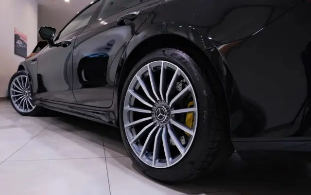 MERCEDES-BENZ AMG GT 63 4Matic Speedshift MCT 9G