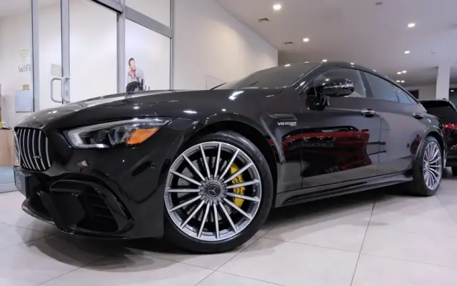 MERCEDES-BENZ AMG GT 63 4Matic Speedshift MCT 9G