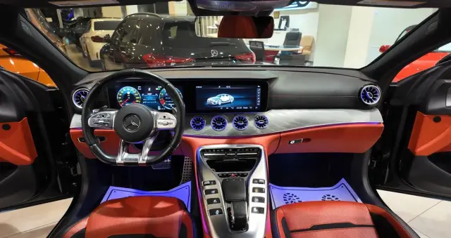 MERCEDES-BENZ AMG GT 63 4Matic Speedshift MCT 9G