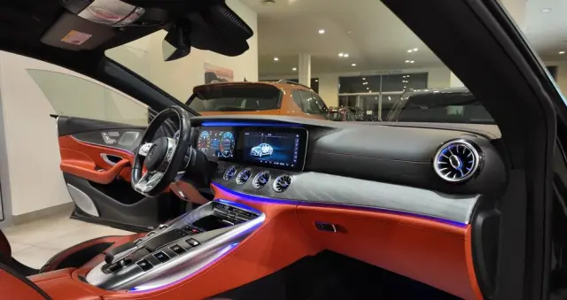 MERCEDES-BENZ AMG GT 63 4Matic Speedshift MCT 9G