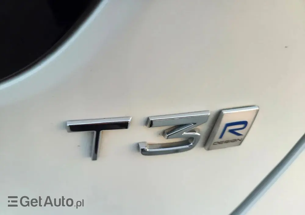 VOLVO V40 T3 Geartronic RDesign