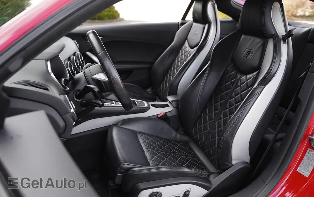 AUDI TT Coupé 