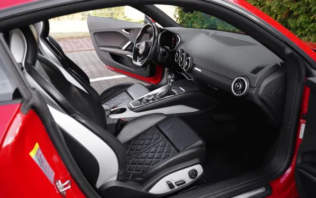 AUDI TT Coupé 