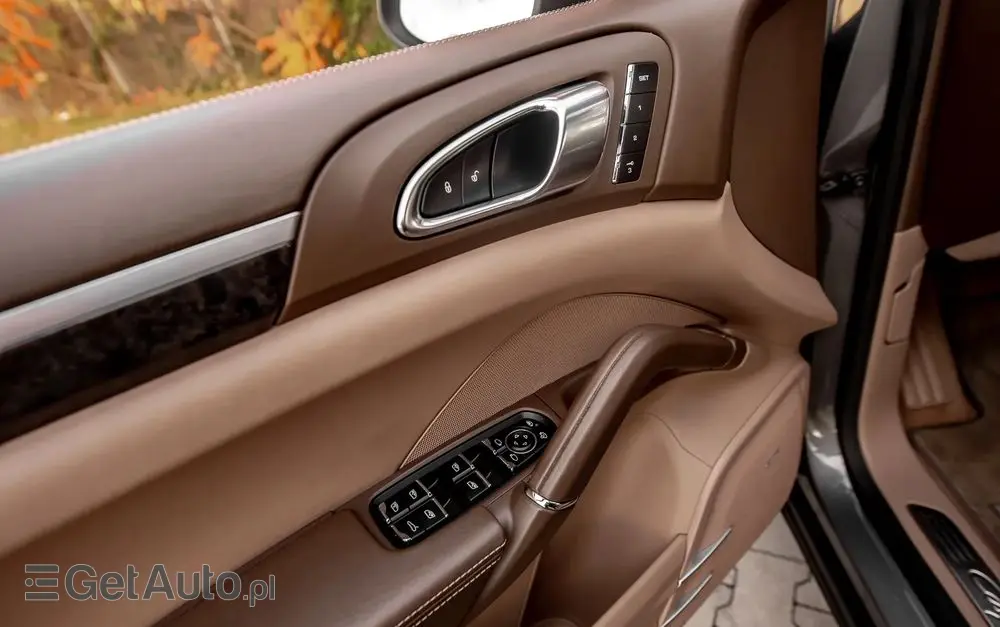 PORSCHE Cayenne S Diesel Tiptronic S