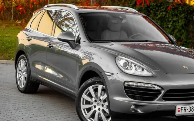 PORSCHE Cayenne S Diesel Tiptronic S