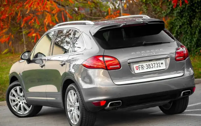 PORSCHE Cayenne S Diesel Tiptronic S