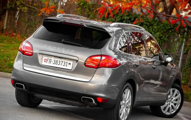 PORSCHE Cayenne S Diesel Tiptronic S