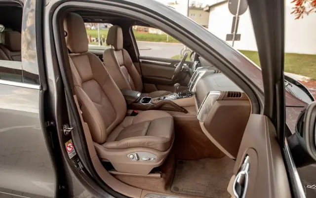 PORSCHE Cayenne S Diesel Tiptronic S