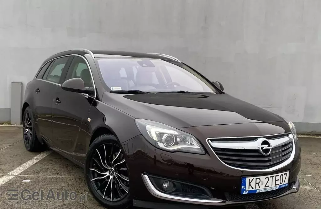 OPEL Insignia 