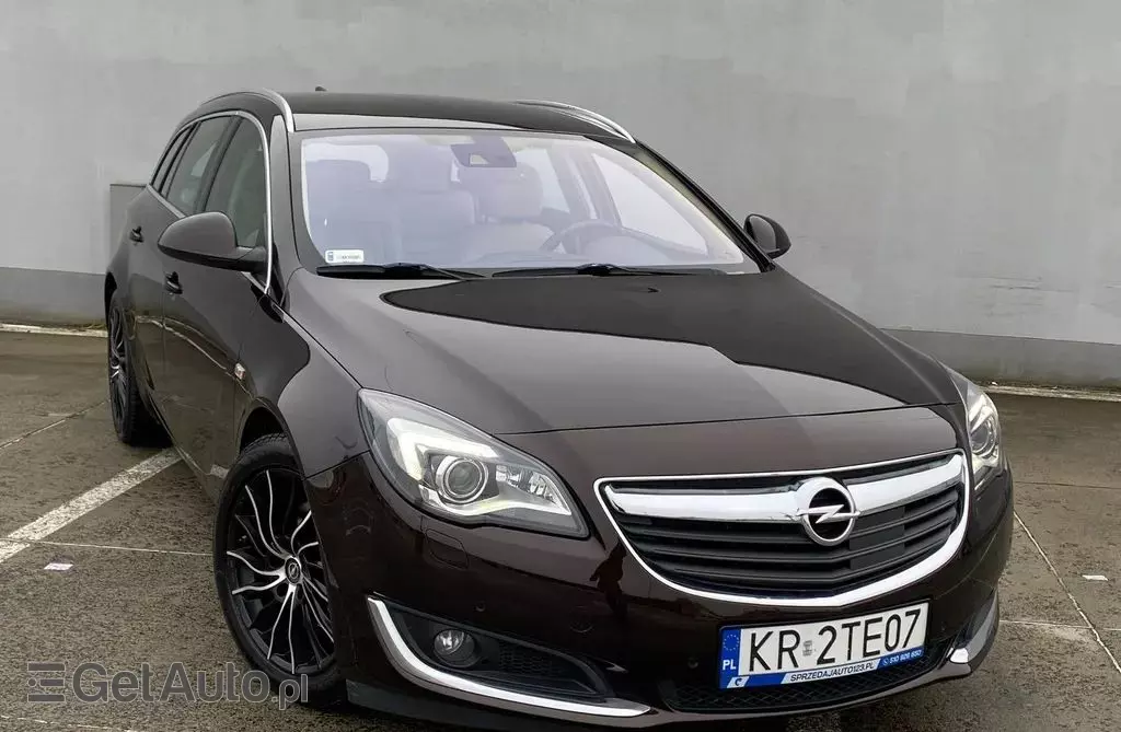 OPEL Insignia 
