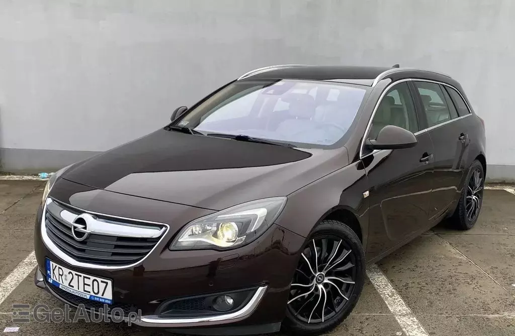 OPEL Insignia 