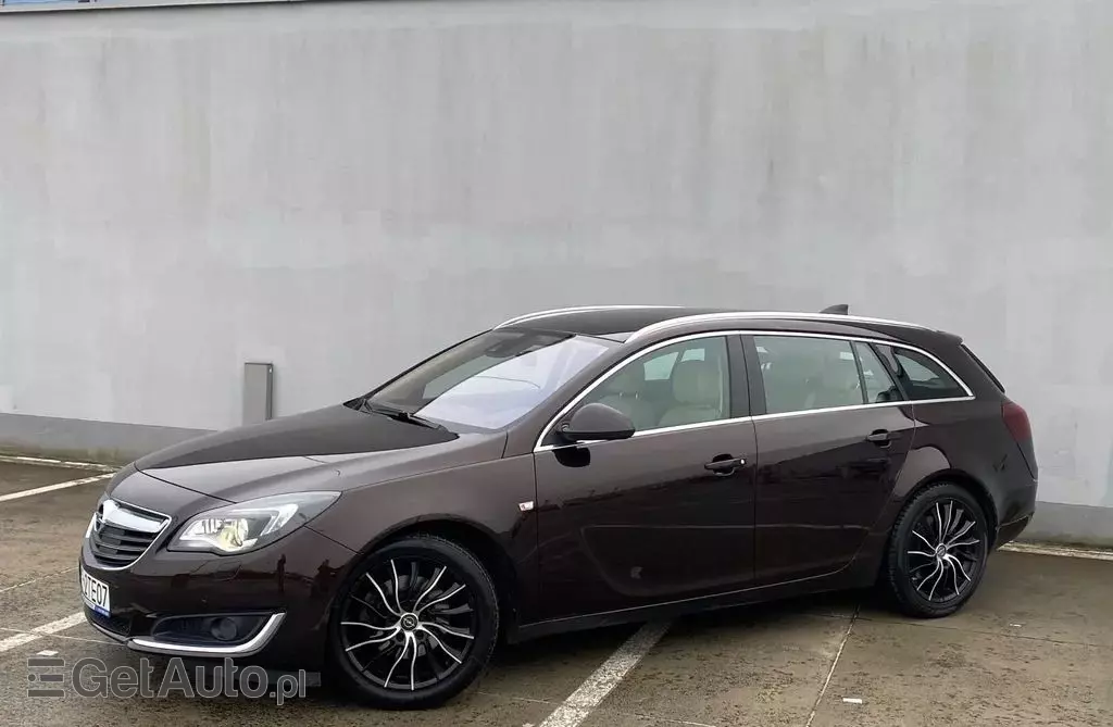 OPEL Insignia 