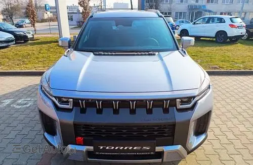 SSANGYONG/KGM Torres 