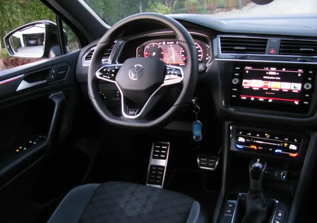 VOLKSWAGEN Tiguan 2.0 TDI SCR 4MotION DSG R-Line