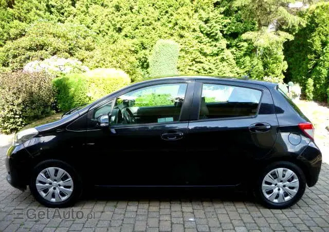 TOYOTA Yaris 1.4 D-4D Premium