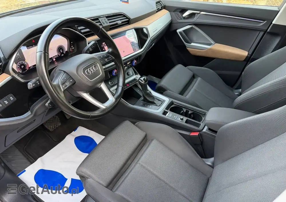 AUDI Q3 35 TFSI Advanced S tronic