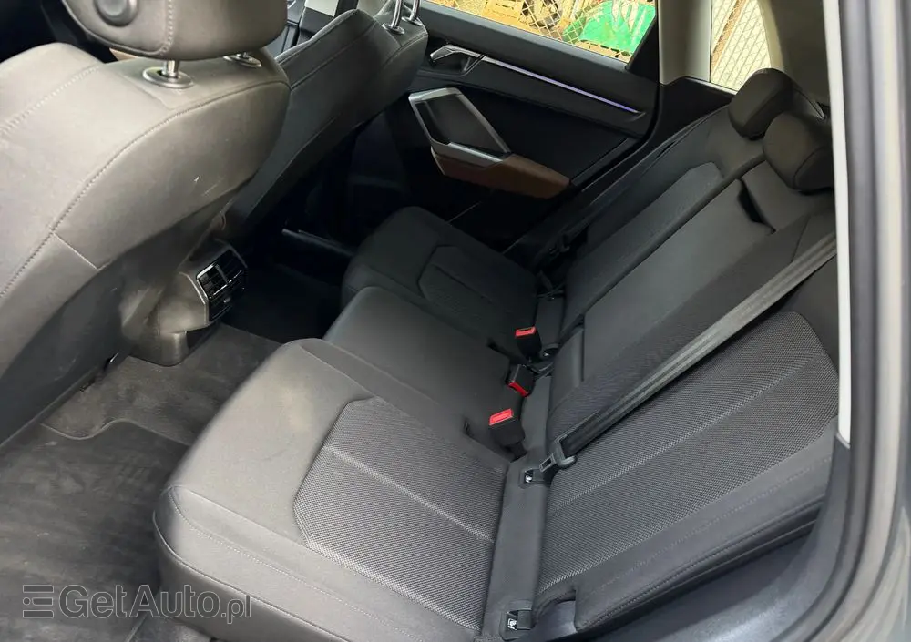 AUDI Q3 35 TFSI Advanced S tronic