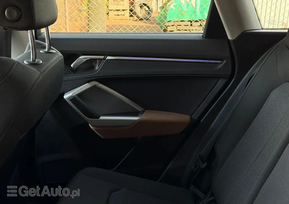 AUDI Q3 35 TFSI Advanced S tronic