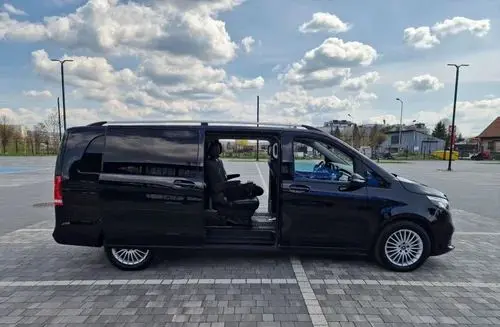 MERCEDES-BENZ Klasa V 