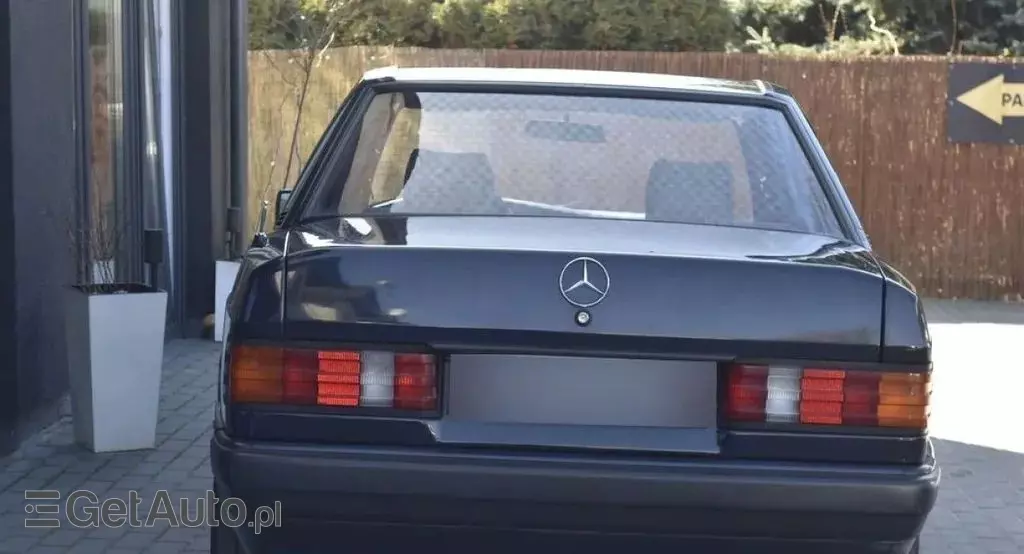 MERCEDES-BENZ W 201 (190) 